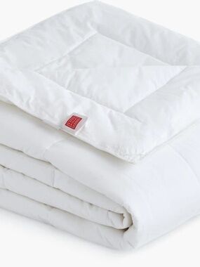 Design Within Reach I DWR I Duvet Insert Size Queen Retails $245